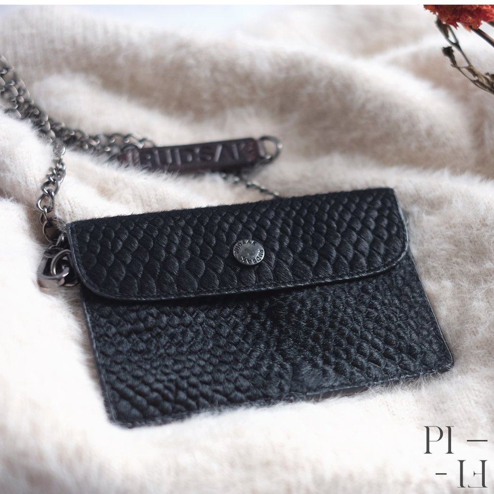 RUDSAK leather wallet with detachable wrist chain